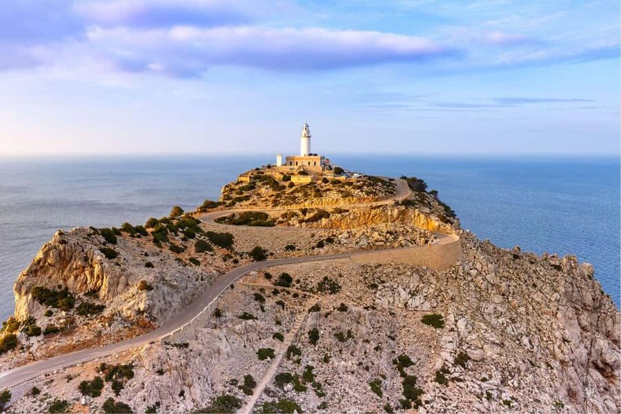 Mallorca: Instafamous Tour of Palma and North coast - Formentor Beach gives the day breathing room