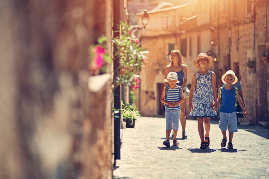 Mallorca: Instafamous Tour of Palma and North coast - Palma Cathedral closes the sightseeing loop