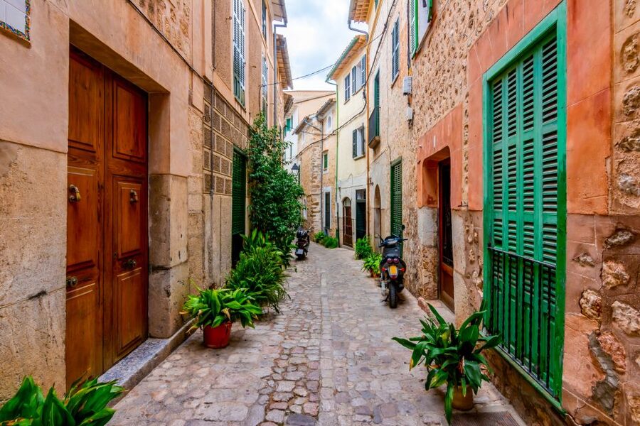 Mallorca: Island Trip by Train, Tramway, and Boat - Sóller gives you a short taste of the valley