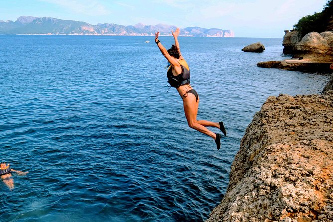 Mallorca: Kayaking, Sea Cave, Cliff Jumping & Snorkel Tour - What the $83.44 price really covers
