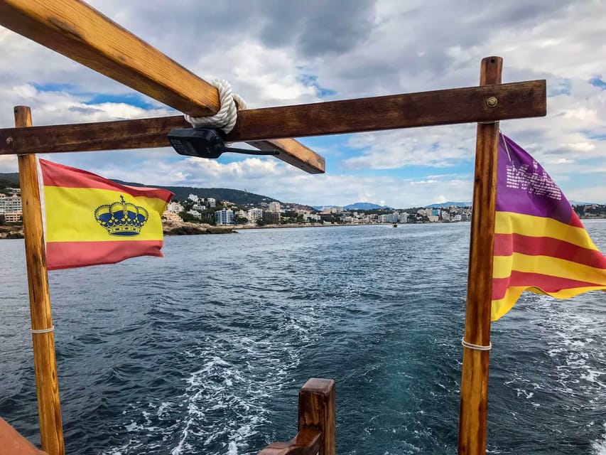 Mallorca: Llaüt Excursion around Palma with food and drinks - Punta Negra and its two beaches