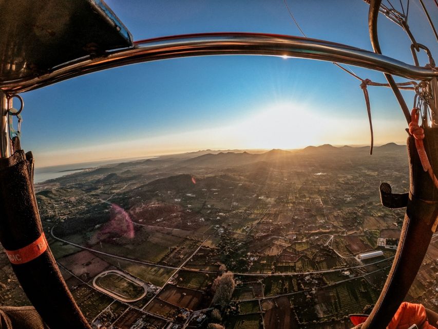 Mallorca: Private Hot Air Balloon Ride - One hour above Mallorca