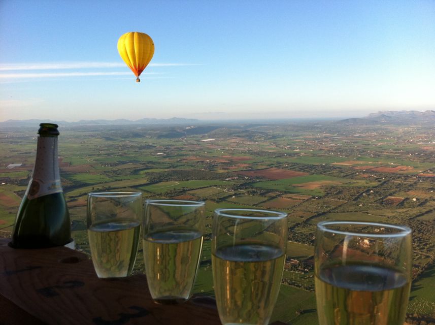 Mallorca: Private Hot Air Balloon Ride - Landing somewhere on the island