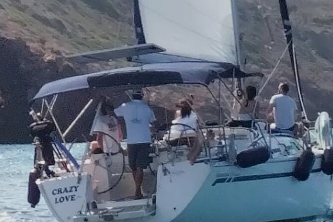 Mallorca sailing, snorkelling, as a Local with drinks and food - A small boat departure from Cala Estancia