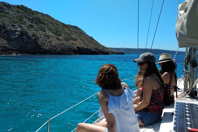 Mallorca sailing, snorkelling, as a Local with drinks and food - How comfortable is the boat?