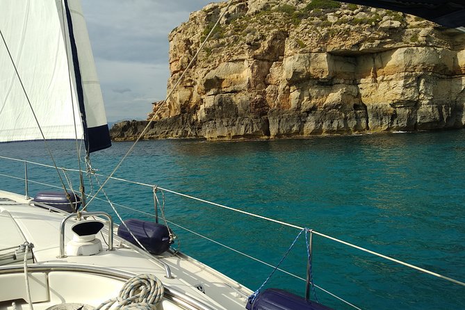 Mallorca sailing, snorkelling, as a Local with drinks and food - Who should book this Mallorca sailing trip?
