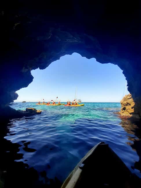 Mallorca: Sea Cave Kayaking Tour with Snorkeling and a Snack - From the meeting point to your first paddle
