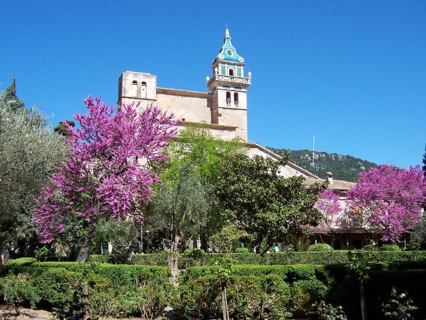 Mallorca: Soller Port and Valldemossa - Why Valldemossa makes the first impression