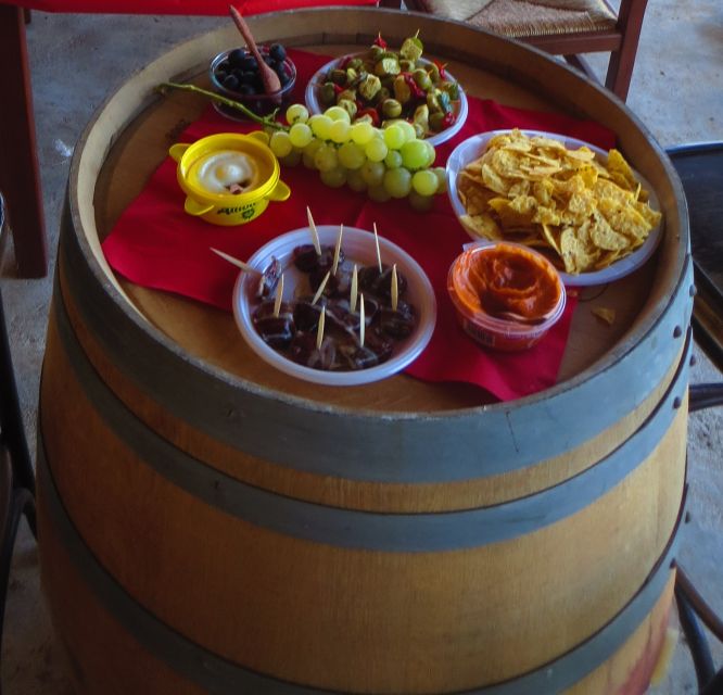 Mallorca: Wine Cellar Tour XL - 3 Wine Tastings incl. GERMAN - The third tasting completes the comparison