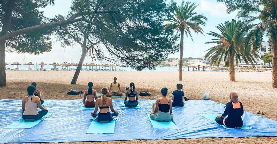 Mallorca: Yoga and Brunch on Palmanova Beach - Key points at a glance