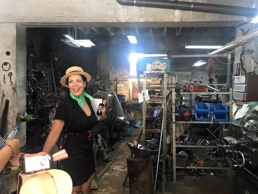 Palma: 2.5-Hour Chinatown Market Tour - Inside Palma’s every-other-day green market