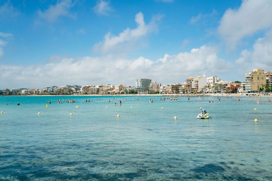 Palma Bay: Parasailing Experience - The speedboat ride across Palma Bay