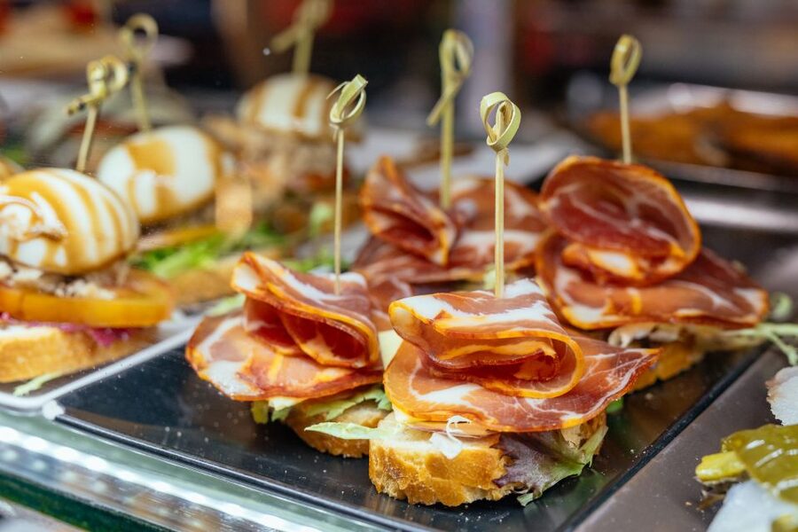 Palma de Mallorca: 10 Tastings Private Food Tour - Key points at a glance