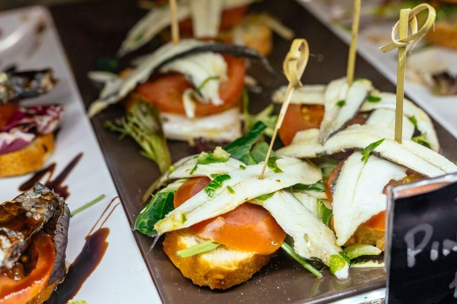 Palma de Mallorca: 10 Tastings Private Food Tour - Who will enjoy this private food walk?