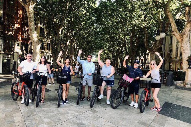 Palma de Mallorca Bike Tour - The tapas stop and what the upgrade adds