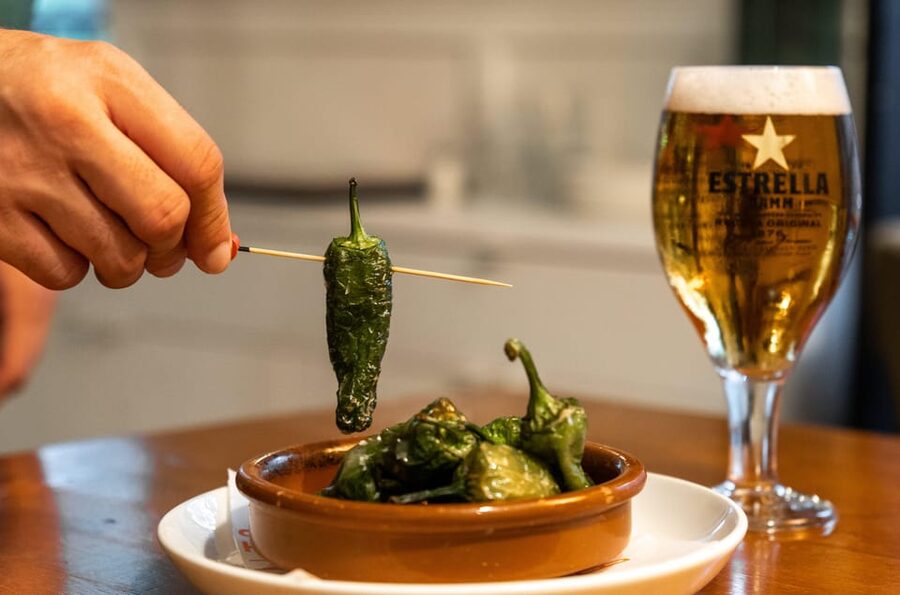Palma de Mallorca: Gourmet Tapas and Wine Tour - Bocalto Palma keeps the route moving