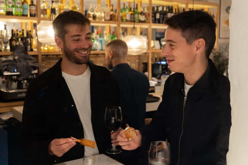 Palma de Mallorca: Gourmet Tapas and Wine Tour - Maura Cafe and Bar is the final stop