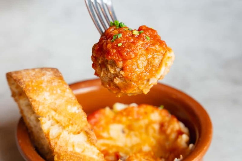 Palma de Mallorca: Gourmet Tapas and Wine Tour - Who will enjoy this Palma food walk