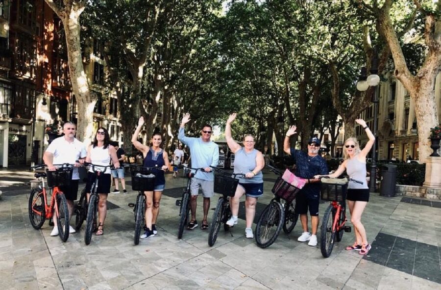Palma de Mallorca: Guided Bicycle Tour with Tapas & a Drink - La Lonja and the final neighborhood loop