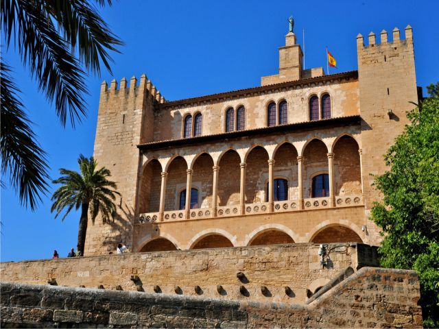 Palma de Mallorca: Guided Tour of the Old Town - La Lonja and Palma’s maritime past