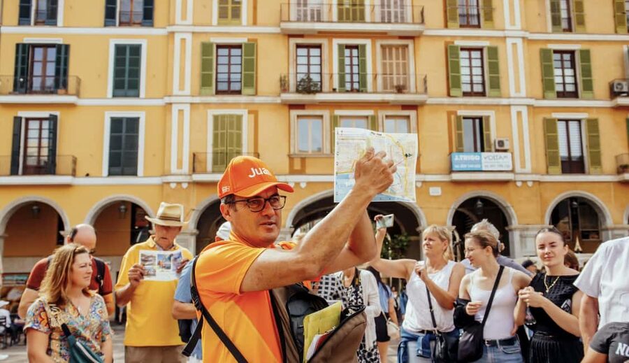 Palma de Mallorca: Old Town and Cathedral Tour - Meeting near Parc de la Mar