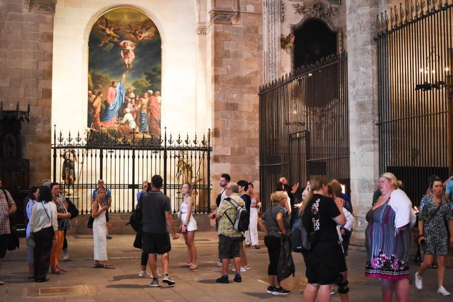 Palma de Mallorca: Old Town and Cathedral Tour - The terrace question: what is not included