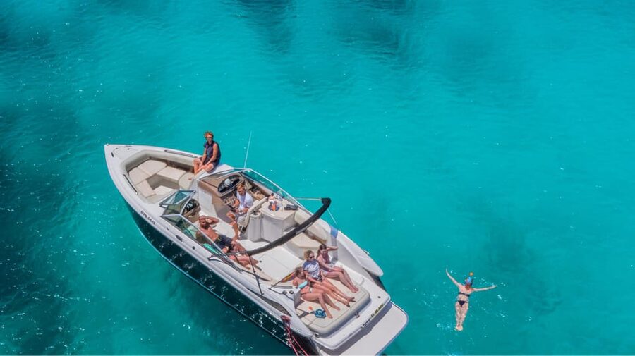 Palma de Mallorca: Private Yacht Trip with Drinks - Four private hours on Mallorca’s coast