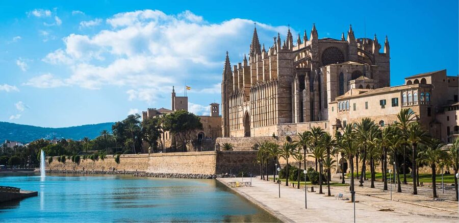 Palma de Mallorca: Small-Group Tour & Fast-Track Cathedral - Key points to know before booking