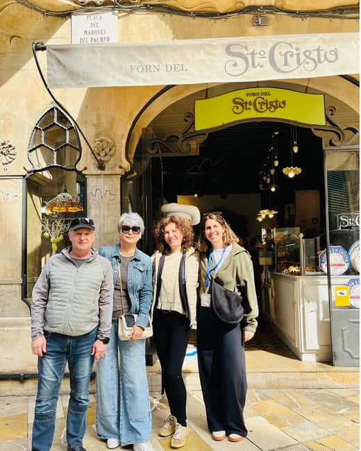 Palma de Mallorca: Small-Group Tour & Fast-Track Cathedral - La Lonja and the final walk to the waterfront