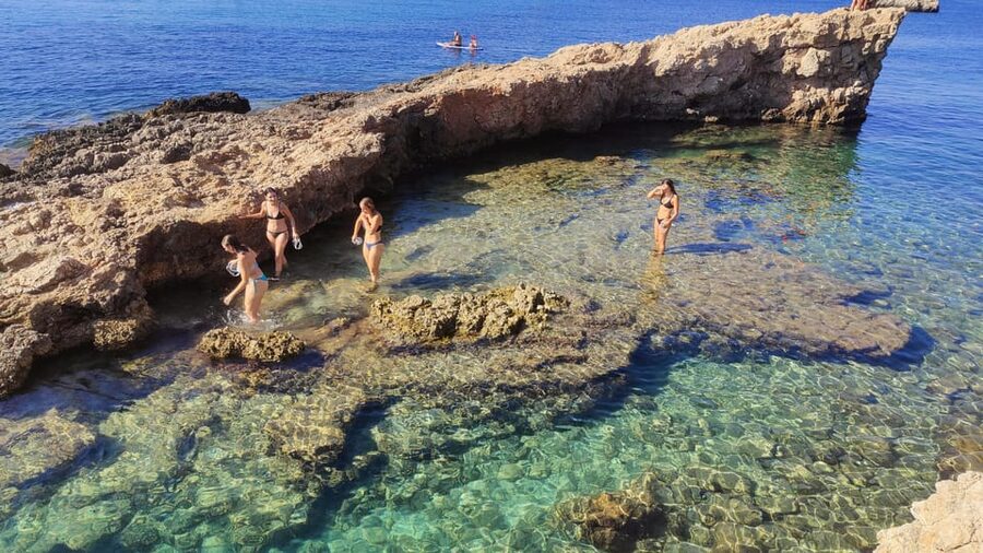 Palma de Mallorca: SmallGroup Tour by Locals in Hidden Coves - Starting at Bendinat municipal swimming pool