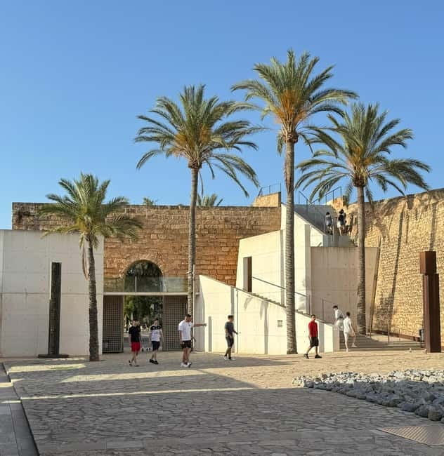 Palma in person and away from the crowds - Why Palma Makes More Sense on Foot