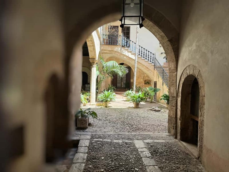 Palma in person and away from the crowds - Should You Book Palma in Person and Away From the Crowds?