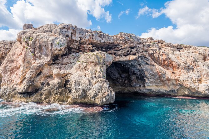 Paradise 4h Catamaran Tour of Mallorca and Puerto Andratx - Lunch on the Way to Camp de Mar