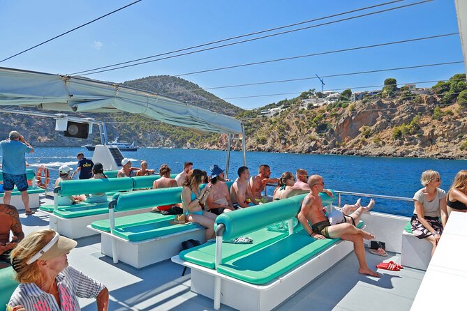 Paradise 4h Catamaran Tour of Mallorca and Puerto Andratx - Cala d’Egos: Your First 25-Minute Swim
