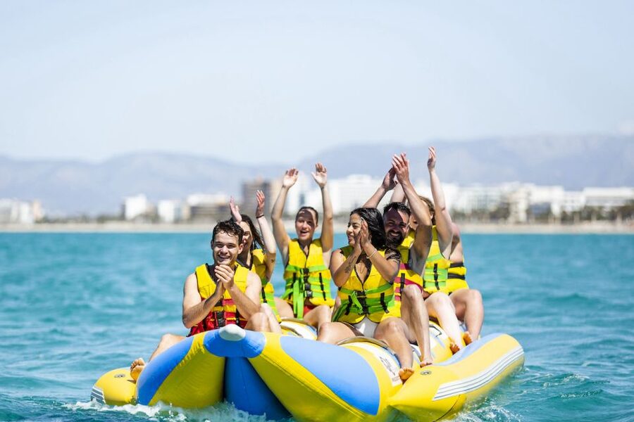 Playa de Palma: Banana Boat Ride - Getting ready for the ten-minute ride