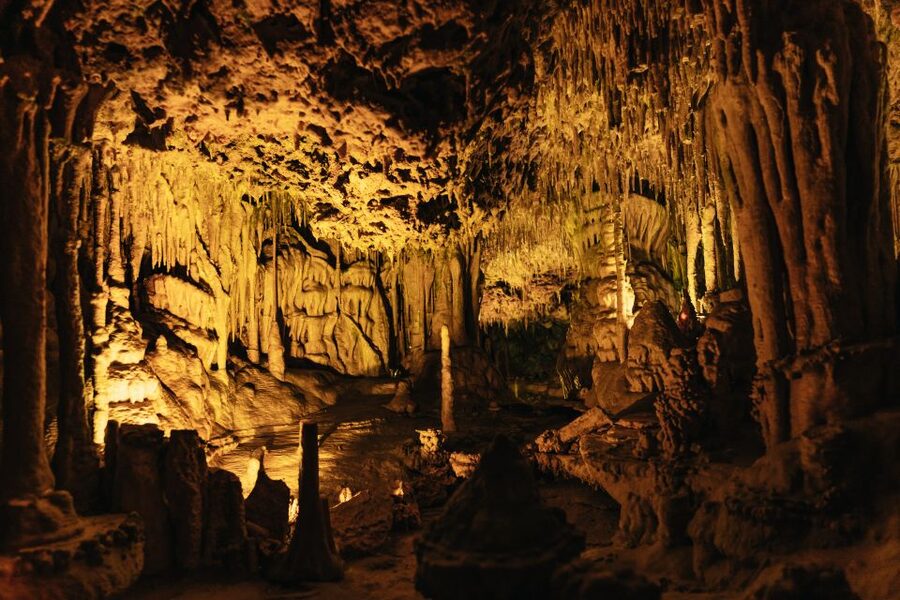 Porto Cristo: Caves of Hams Entry Ticket - Getting there and making the visit easy