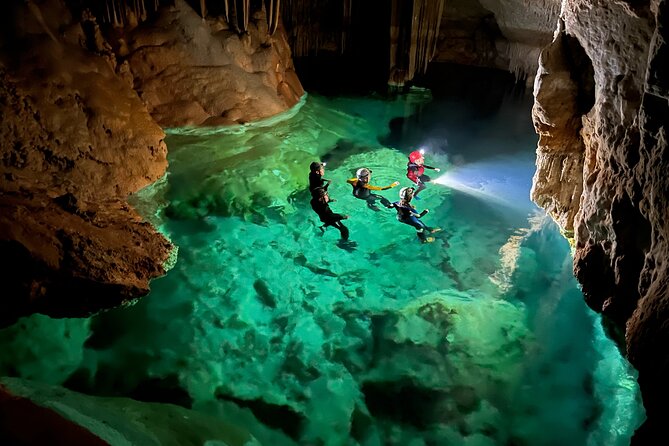 PREMIUM TOUR : Enjoy aquatic caves with caving guides - Who will enjoy this most