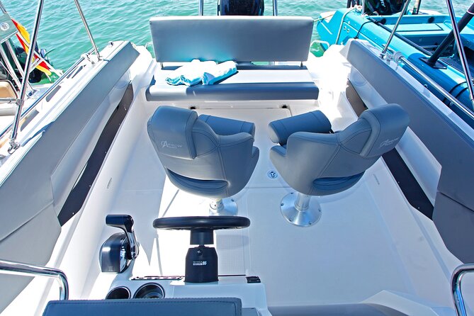 Private Boat Rental Abaris 23 from Alcudia - Who will enjoy this most