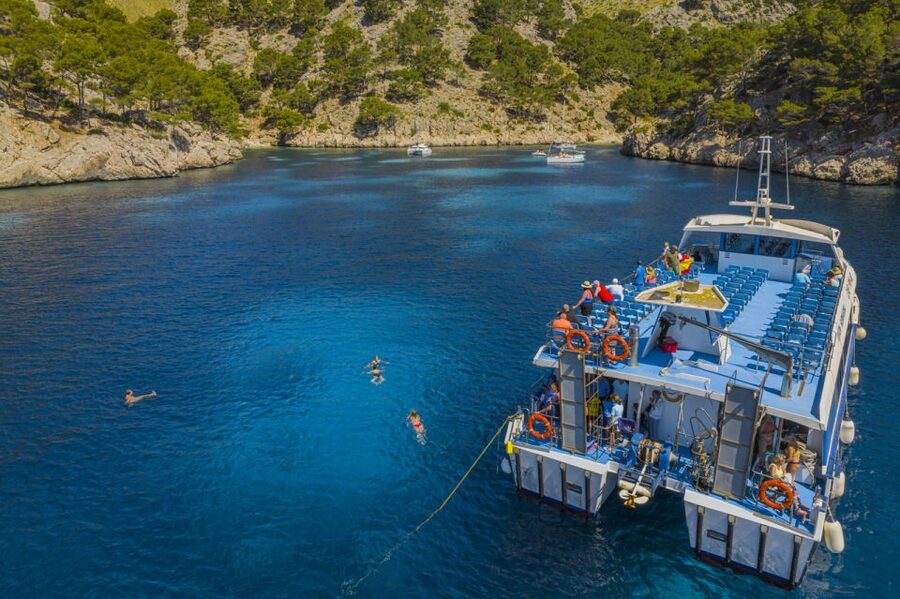 Puerto Pollença: Ferry to Formentor Beach - The 30-minute crossing from Puerto Pollença