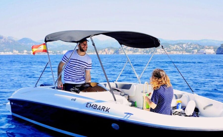 Santa Ponsa: 2-8 Hour Boat Rental (No License Needed) - Onboard comfort: shade, sun, and a swim ladder