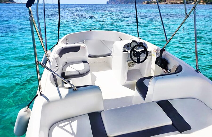 Santa Ponsa: 2-8 Hour Boat Rental (No License Needed) - What the 2-hour rental really gives you