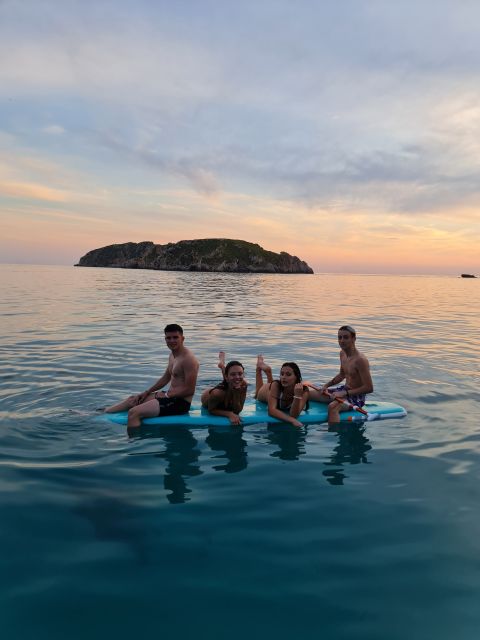 Santa Ponsa: Private Boat Rental with No Licence Necessary - Taking the helm from Santa Ponsa
