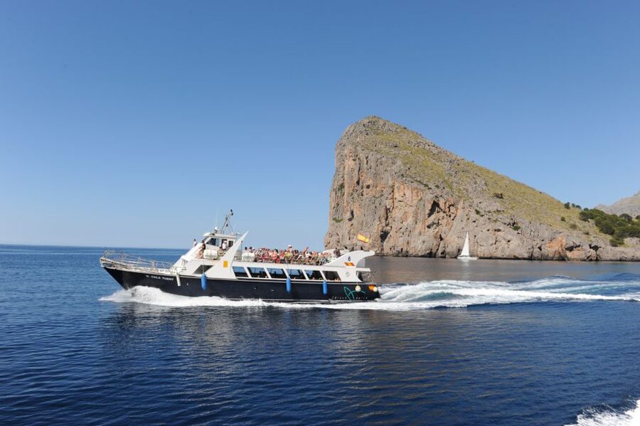Sóller: Boat Trip to Sa Calobra and Torrent de Pareis - Swimming in clear but stony water