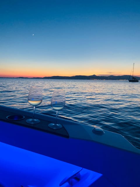 Sunset Private Boat Trip to Marine Reserve Mallorca - Reaching the beach meeting point at Avinguda Miramar 24